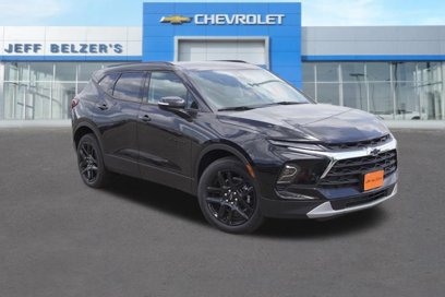 New 2025 Chevrolet Blazer LT w/ LPO, Black Grille Bar Package