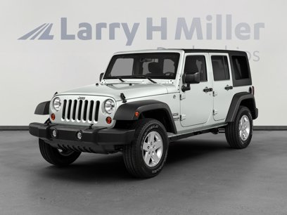 Used 2017 Jeep Wrangler Unlimited Sport w/ Connectivity Group