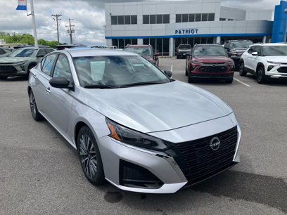 Used 2024 Nissan Altima 2.5 SV