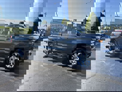 Used 2020 Chevrolet Silverado 1500 Custom w/ Custom Value Package