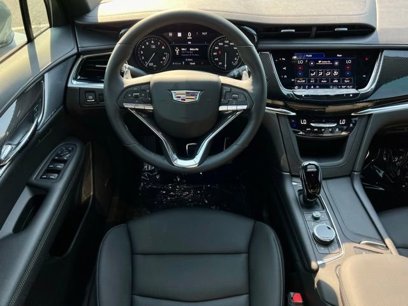New 2024 Cadillac XT6 Sport w/ LPO, Onyx Lite Package