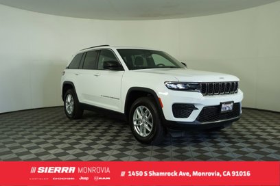 Used 2025 Jeep Grand Cherokee Laredo X