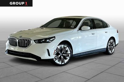 New 2025 BMW i5 eDrive40i w/ Premium Package