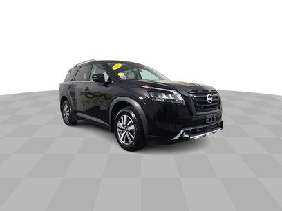 Used 2022 Nissan Pathfinder SL w/ SL Black Package