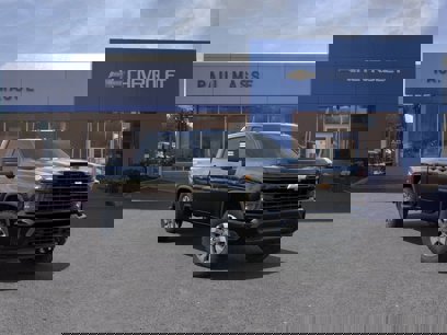 New 2025 Chevrolet Silverado 2500 Custom w/ Custom Value Package