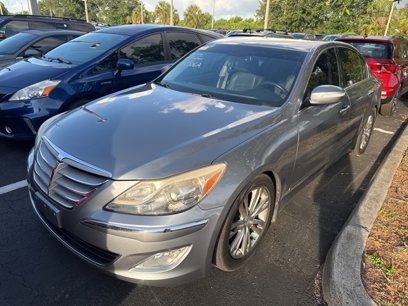 Used 2014 Hyundai Genesis 3.8 w/ Premium Package 02