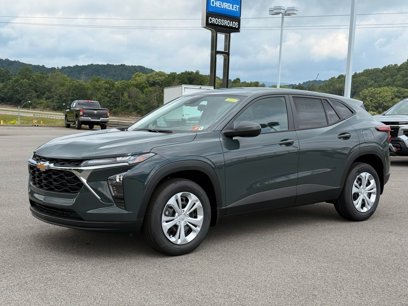 New 2025 Chevrolet Trax LS w/ Driver Confidence Package