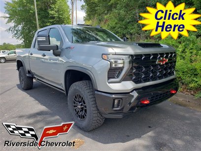 New 2025 Chevrolet Silverado 2500 ZR2 w/ Technology Package