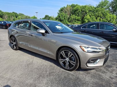 Used 2019 Volvo V60 T6 Inscription