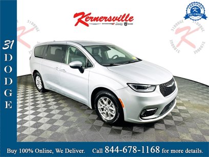 Used 2023 Chrysler Pacifica Touring-L