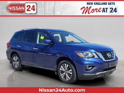 Used 2017 Nissan Pathfinder SV