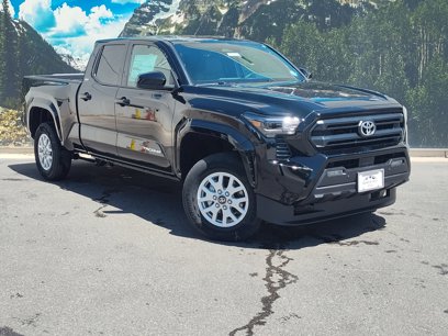 New 2025 Toyota Tacoma SR5