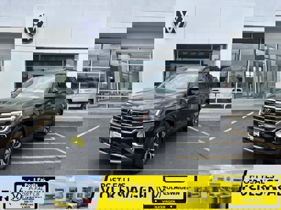 New 2025 Volkswagen Atlas SE