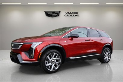 New 2025 Cadillac Optiq Luxury 1