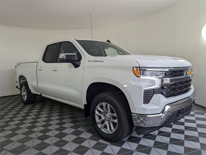 New 2025 Chevrolet Silverado 1500 LT