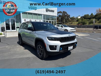 Used 2022 Jeep Grand Cherokee Trailhawk w/ Advanced Protech Group II