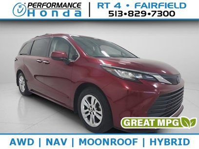 Used 2022 Toyota Sienna XLE