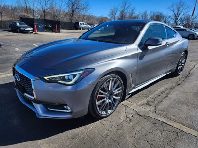 Used 2017 INFINITI Q60 Red Sport 400