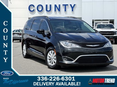 Used 2017 Chrysler Pacifica Touring-L