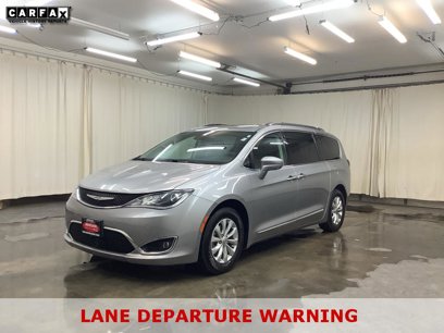 Used 2018 Chrysler Pacifica Touring-L w/ Advanced Safetytec Group
