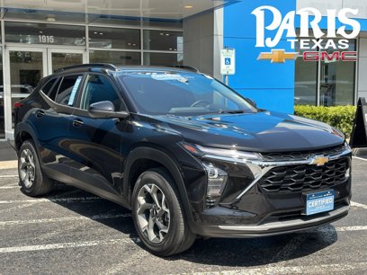Used 2025 Chevrolet Trax LT w/ Driver Confidence Package