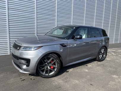 New 2025 Land Rover Range Rover Sport Dynamic SE