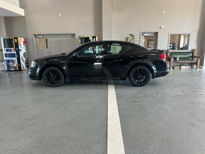 Used 2014 Dodge Avenger SE w/ Blacktop Package