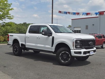 New 2025 Ford F250 XLT w/ Black Appearance Package