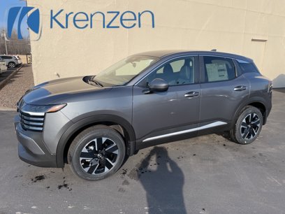 New 2025 Nissan Kicks SV