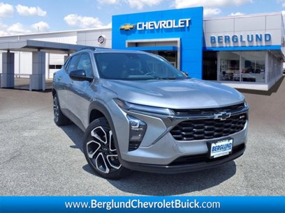 Used 2024 Chevrolet Trax RS w/ Sunroof Package