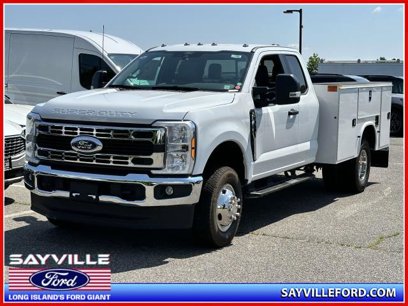 New 2025 Ford F350 XL w/ XL Chrome Package