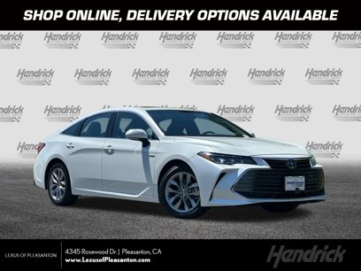 Used 2021 Toyota Avalon XLE w/ Moonroof Package