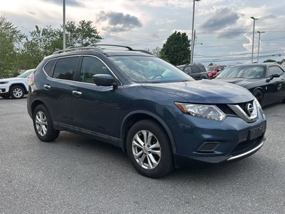 Used 2016 Nissan Rogue SV w/ SV Premium Package