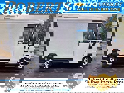 New 2025 Chevrolet Brightdrop 400 w/ Power Door Package