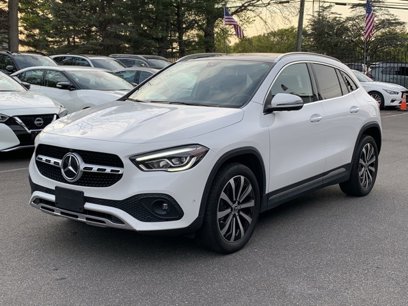 Used 2021 Mercedes-Benz GLA 250 4MATIC w/ Premium Package