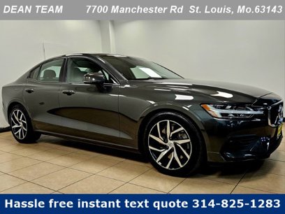 Used 2019 Volvo S60 T6 Momentum w/ Premium Package