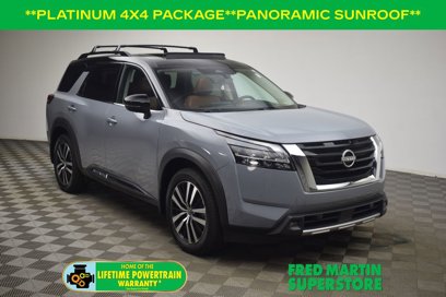 Used 2024 Nissan Pathfinder Platinum w/ Cargo Package
