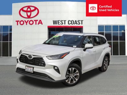 Certified 2025 Toyota Highlander XLE