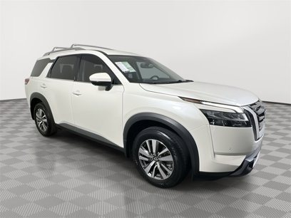 Certified 2022 Nissan Pathfinder SL