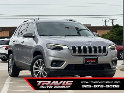 Used 2019 Jeep Cherokee Latitude Plus w/ Comfort/Convenience Group