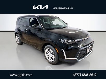 New 2025 Kia Soul LX