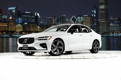 Used 2022 Volvo S60 B5 R-Design w/ Advanced Package