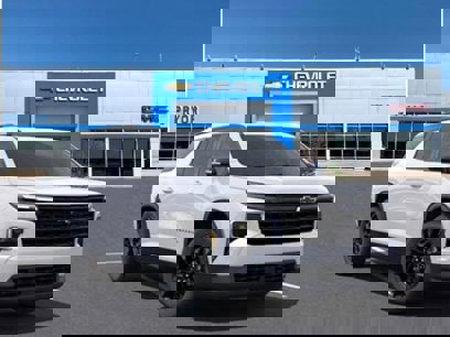 New 2025 Chevrolet Traverse LT