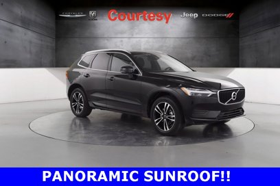 Used 2020 Volvo XC60 T5 Momentum w/ Premium Package