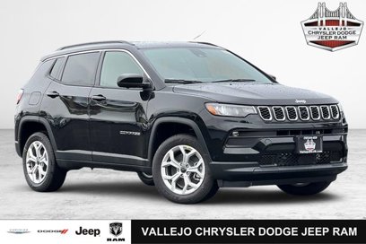 New 2025 Jeep Compass Latitude w/ Convenience Group