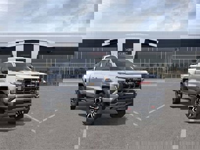 New 2025 GMC Canyon AT4 w/ Nightfall Edition