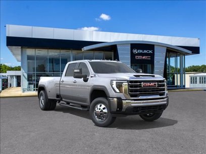 New 2026 GMC Sierra 3500 SLE w/ Preferred Package
