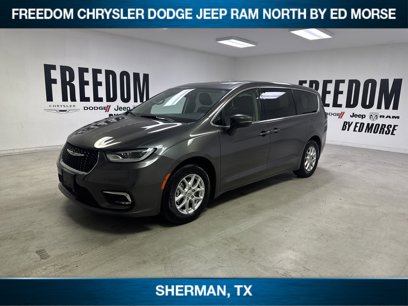 Used 2023 Chrysler Pacifica Touring-L