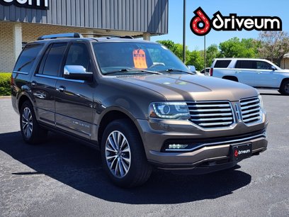 Used 2016 Lincoln Navigator Select