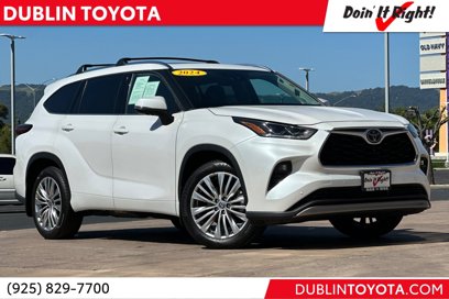 Certified 2024 Toyota Highlander Platinum